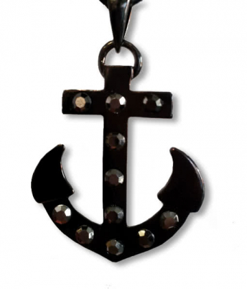 Necklace with anchor 