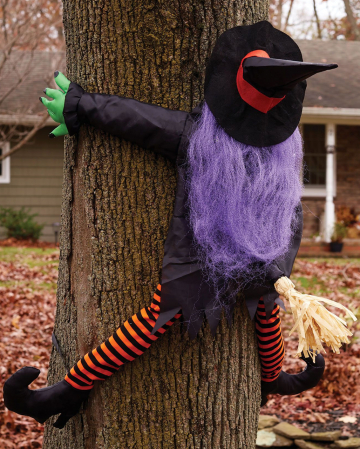 Tree Hugging Witch Decoration | Don't Drink and Fly! | - Karneval Universe