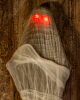 Mumie im Spinnen Kokon mit LED Augen & Sound 