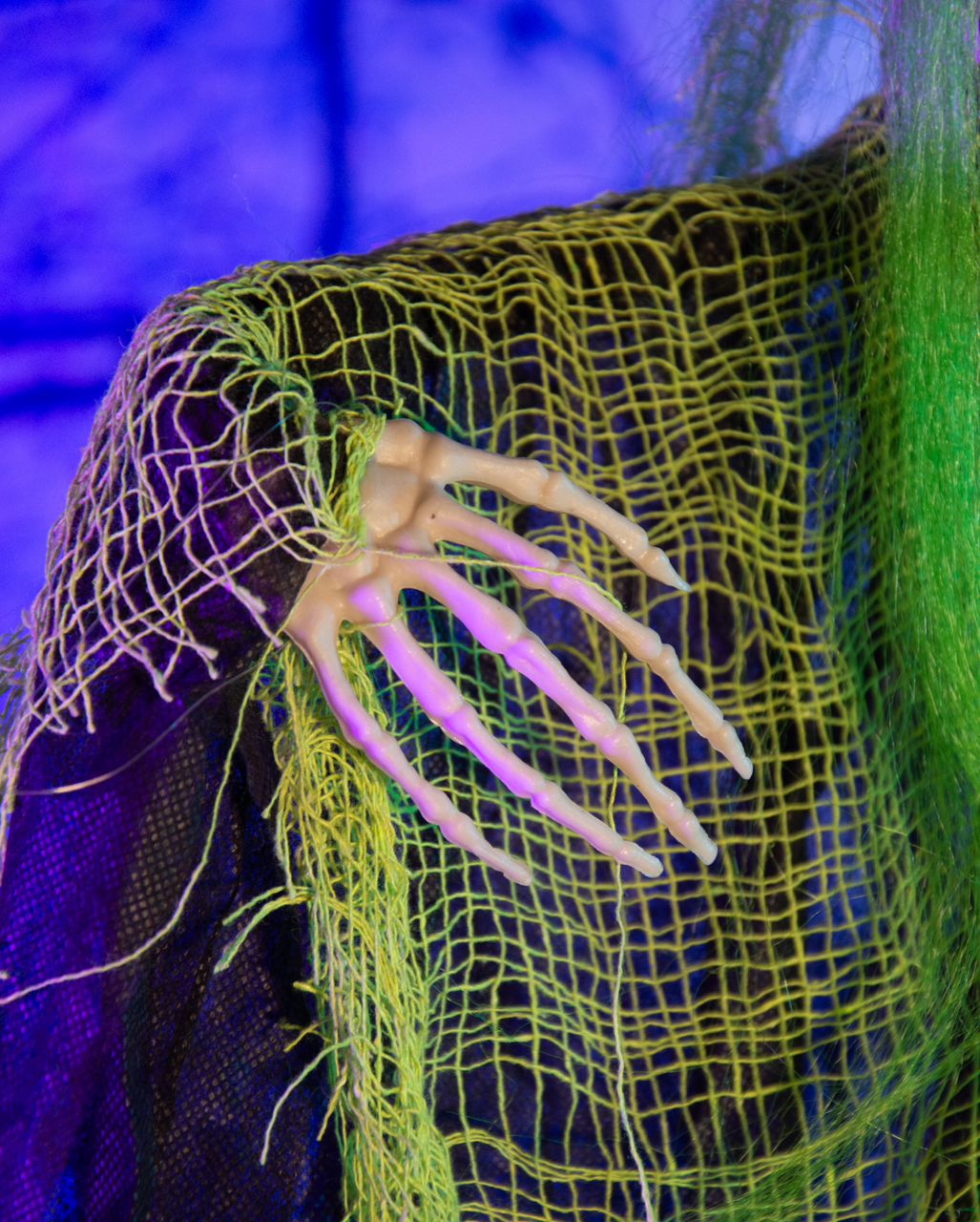 Tattered Ghost With Neon Green Hair 110cm ★ | - Karneval Universe